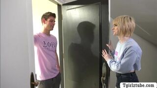Shemale blonde lets her fellow frat mate bareback her wet ass