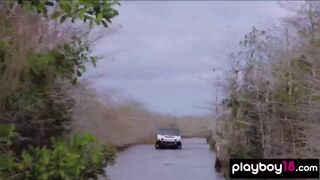 Naked badass babe Taylor Seinturier and her GFS visiting a gator farm