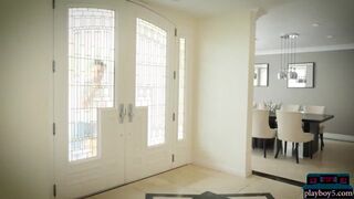 Petite teen beauty Athena Faris sucks and fucks the very lucky delivery guy